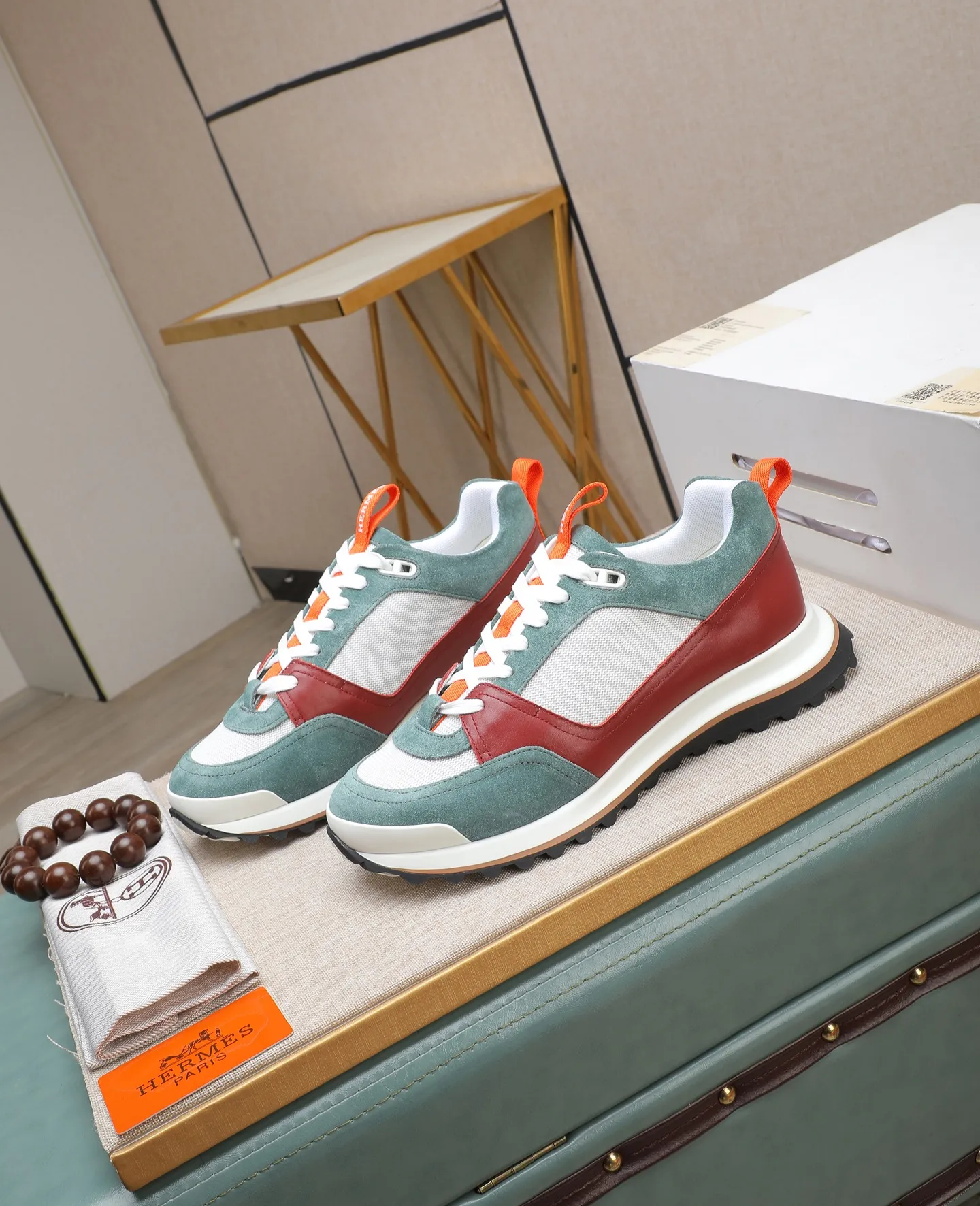 Men's shoes 💰760 Hermes🐴 25ss new autumn and winter products! Classic boot shape + British color matching design, imported calfskin, classic and durable! The original inverted mold last, the ultimate 1:1 shape, and the imported high-end cowhide presents a refined texture! Open the mold to customize the A-grade high-density private mold outsole with luxurious packaging! - Unique quality, 39-44 (38 45 46 customized)